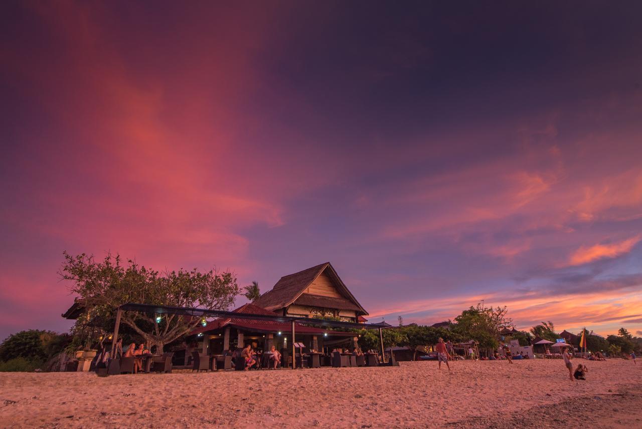 Puri Nusa Beach Hotel Lembongan Exterior foto